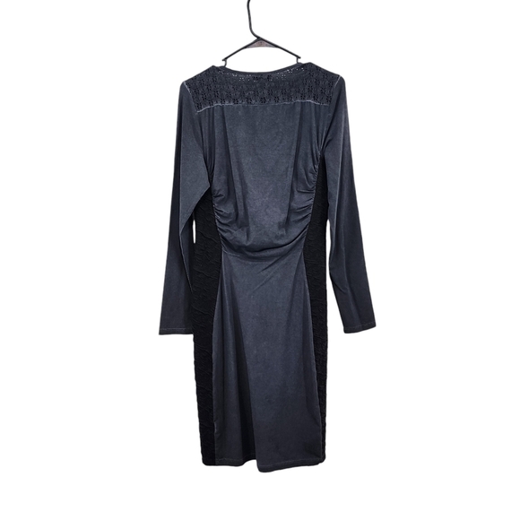 Anvrdie Women's Beaded Ruched Front Long Sleeves Bodycon Dress - Picture 6 of 8